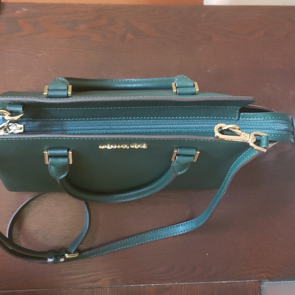 Michael Kors Limited Edition Green Satchel NWT - Picture 9 of 16